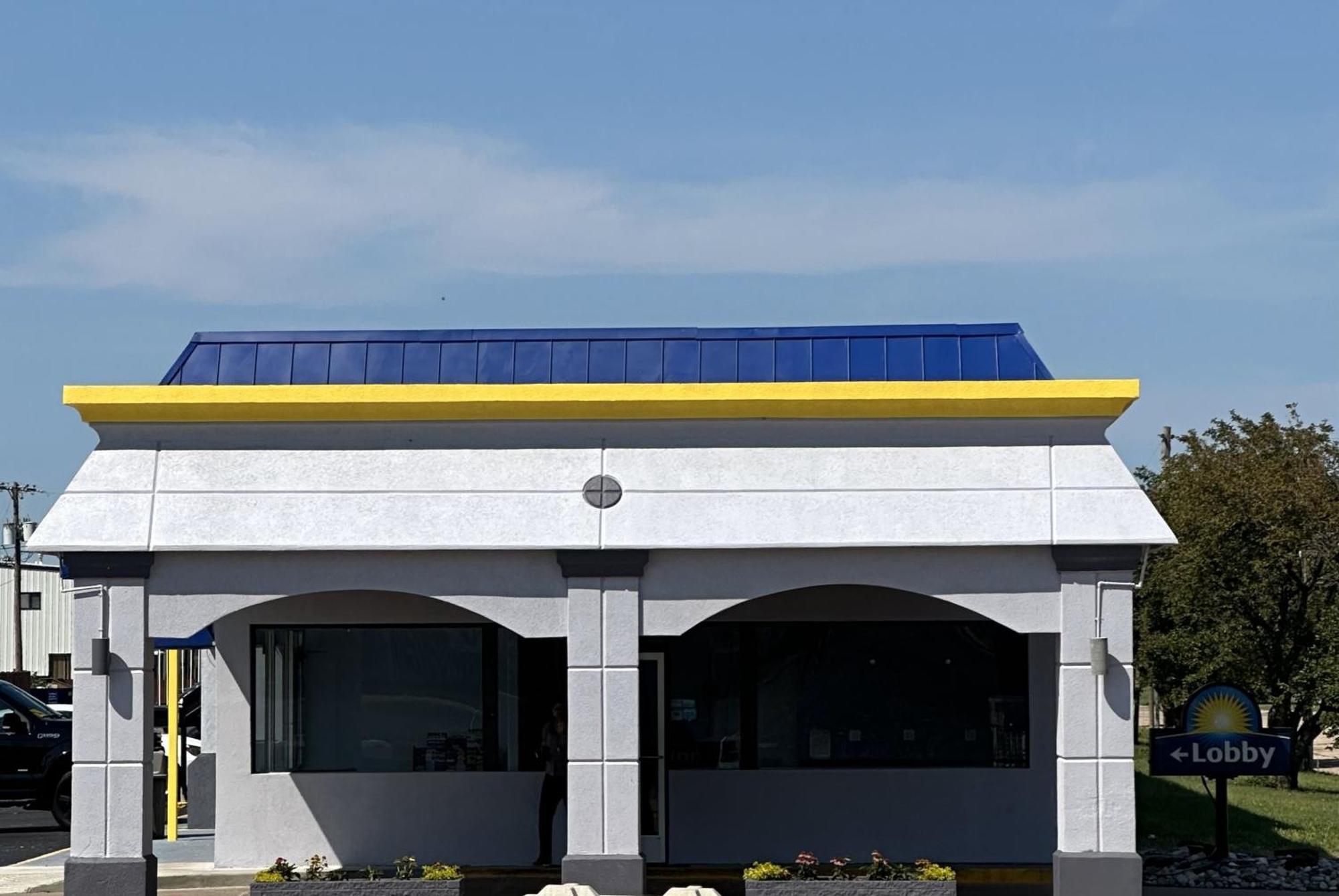 Days Inn By Wyndham Salina South Exterior photo